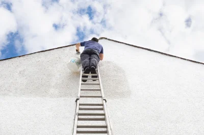Peinture extérieure à Vendres — façades et ravalement